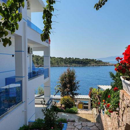 Fabeno Villa Sarande Bagian luar foto
