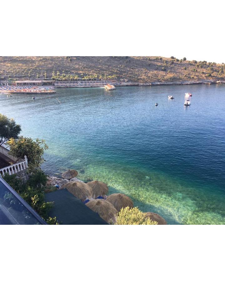 Fabeno Villa Sarande Bagian luar foto